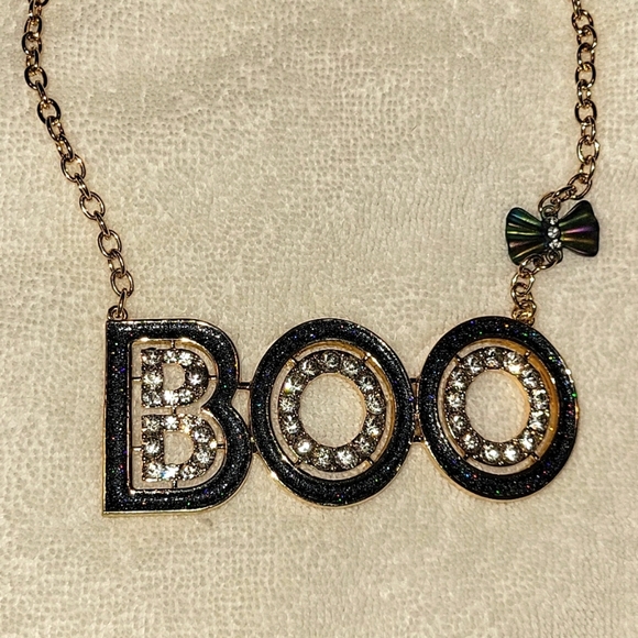 Betsey Johnson Halloween Boo Necklace NWT - Picture 10 of 10